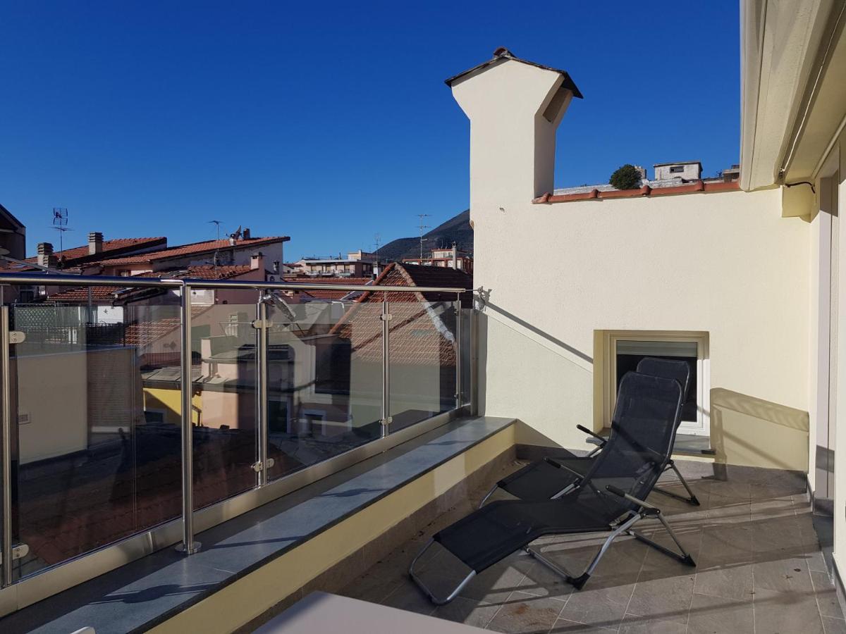 Casaviva - Casa Vacanze A Ceriale Con Terrazza المظهر الخارجي الصورة